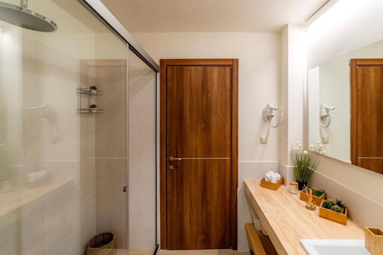 Luxury Town Center Suite, Β1 كاندية المظهر الخارجي الصورة